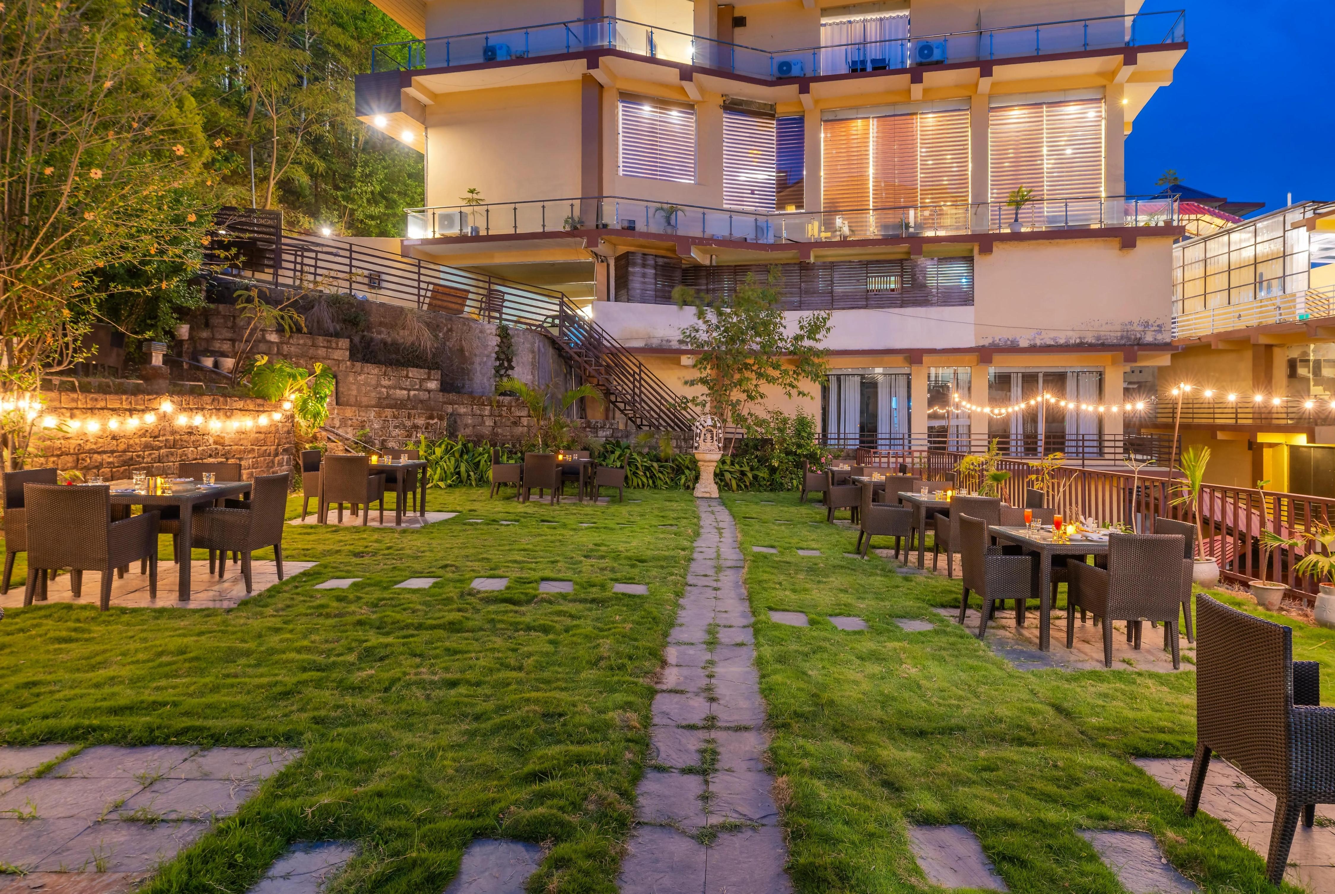 The Baag Lawn