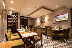 Hotel Bluestone (Nehru Place) by The Cosy Hotels, Delhi