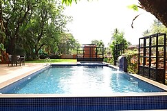 O'NEST Luxury Homestay | Rooms & Wi-Fi, Devrukh