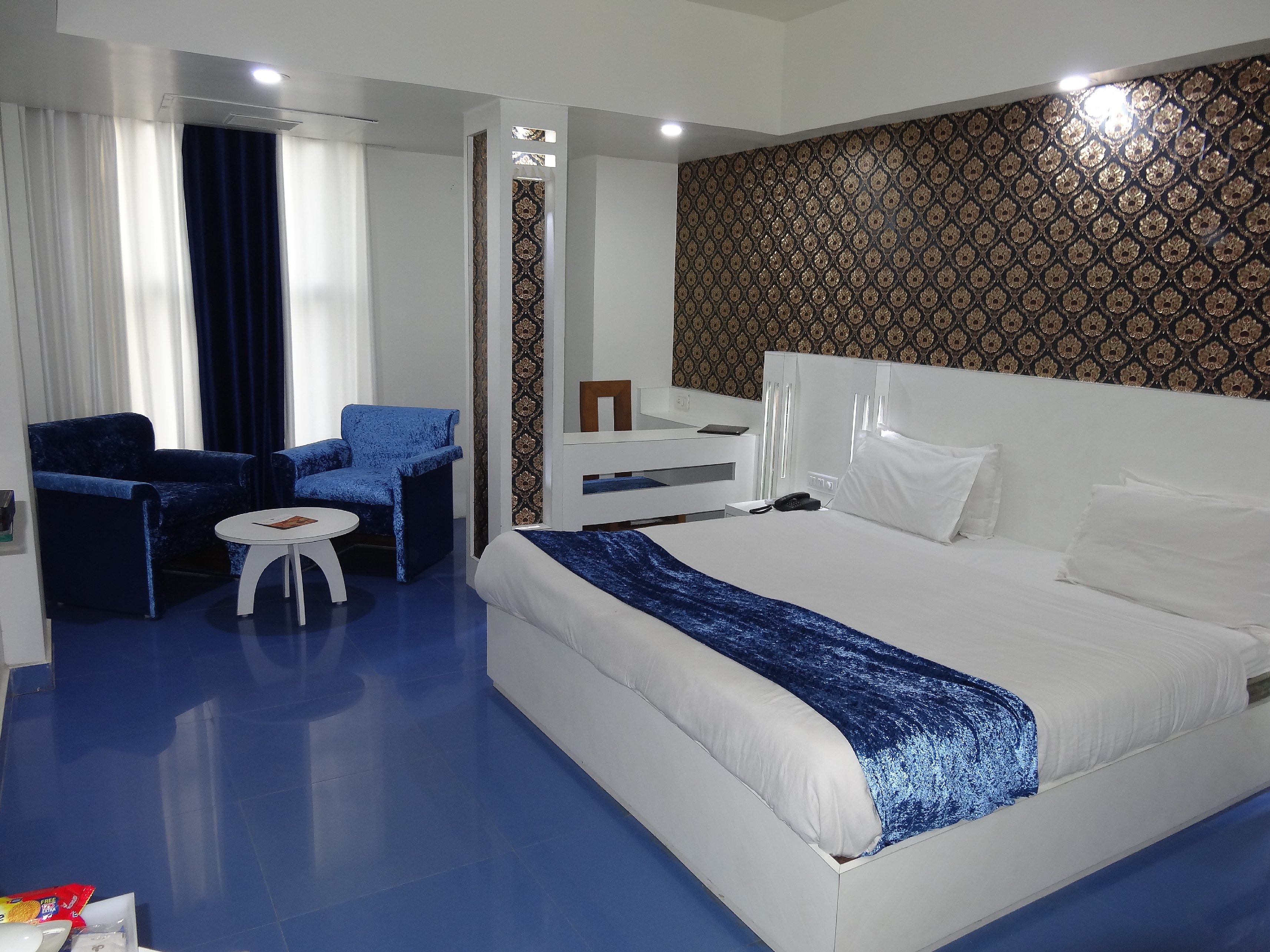 Hotel Prestige Princess - Tap to explore photos
