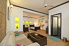 Trendy Bed and Breakfast| Rooms & Kitchen, Delhi