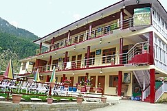 Hotel Chetna By Majestic Stayz, Manali