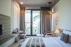 Ahuja Residency Parklane,Dlf Phase I, Gurgaon