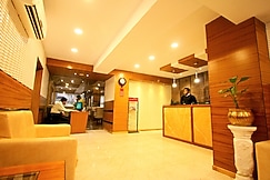 Hotel Crestwood, Kolkata