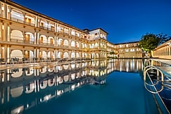 Holiday Resort & Spa (A Unit of S. Poddar Group), Gandhidham