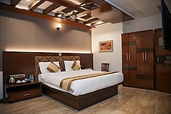 The On Time Hotel