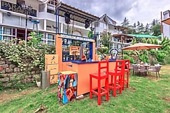 PARADISE-The Whitehouse Cafe, Manali