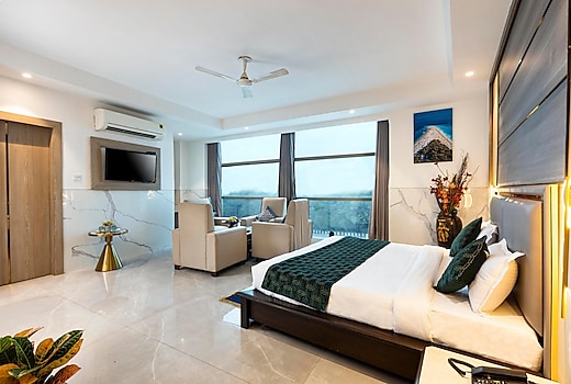Hotel Delhi 37 by Star Group