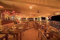 Picnic Plaza Hotels near Calangute, Goa