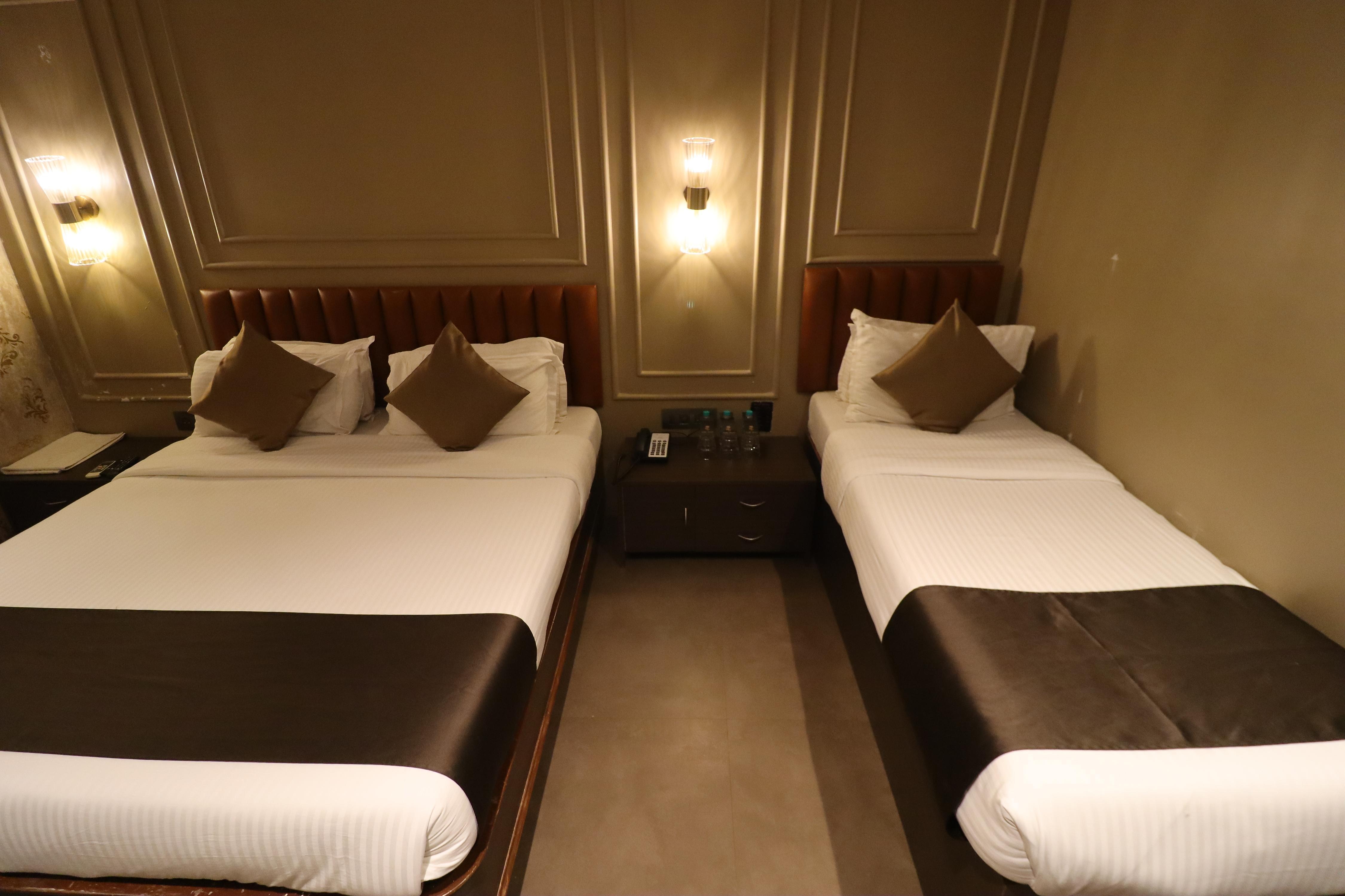Gulf Hotel Colaba 3