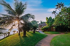 Fragrant Nature Backwater Resort, Kollam, Varkala