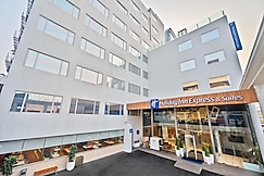 Holiday Inn Express & Suites Vijayawada by IHG, Vijaywada