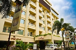 La Hospin Hotel, Kakinada
