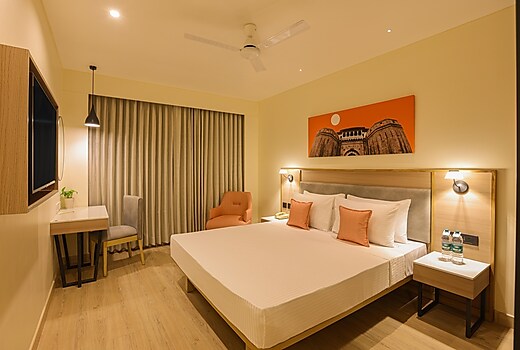 Lemon Tree Hotel, Pune