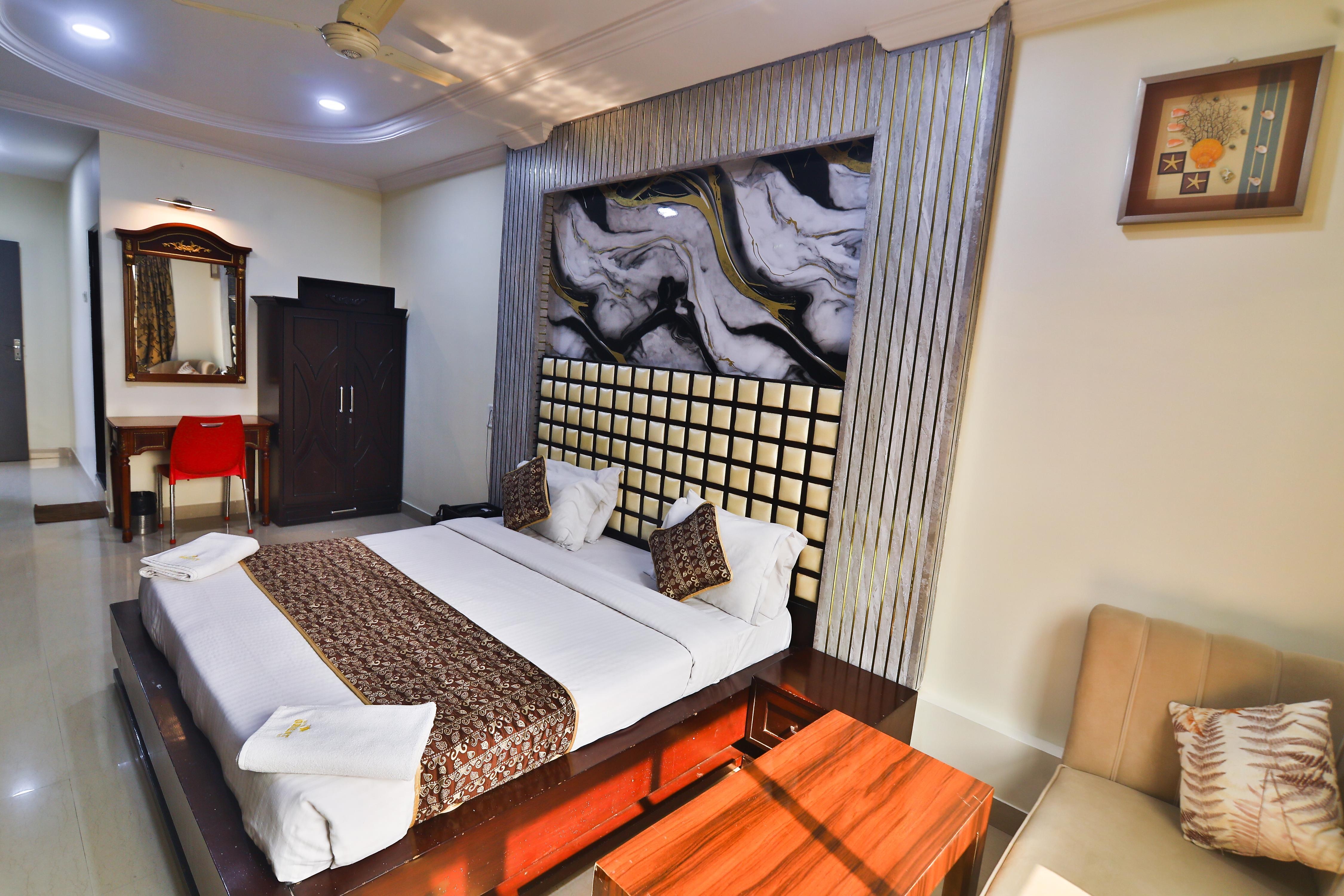 HOTEL ORIENTINN 4