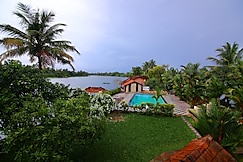 Green Palace Ayurveda Resort, Alleppey
