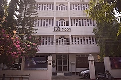 Hotel Bluemoon, Guwahati