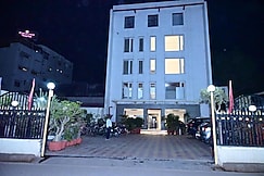 Hotel City Grand, Varanasi, Varanasi