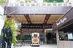 Hotel Padmini International, Varanasi