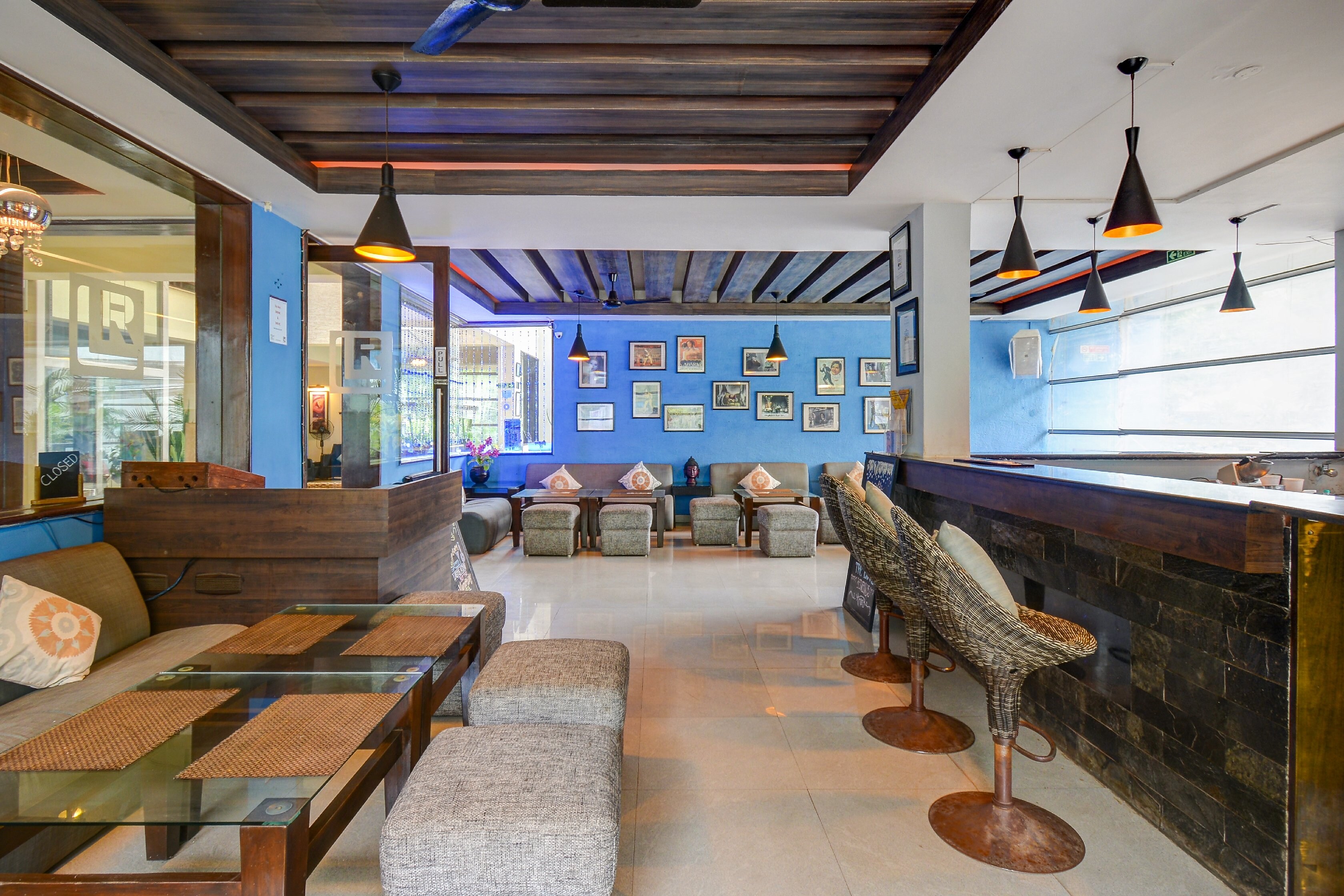 Living Room By Seasons Goa Inr 614 Off 2 7 9 9 Resort Price Address Reviews