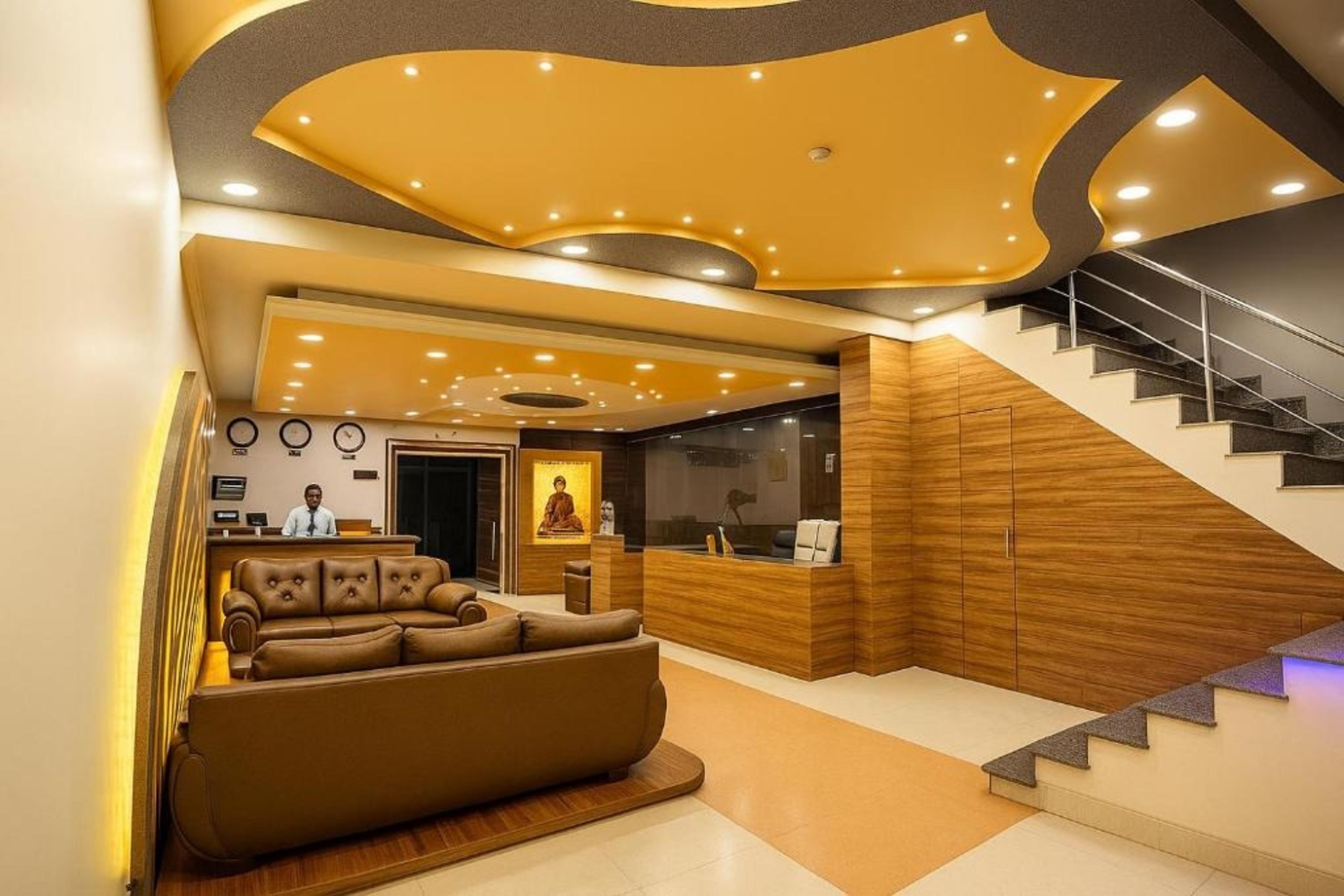 Address of Hotel Riya Palace - Idgah Railway Station Agra on Goibibo