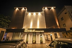 The Retreat, Vrindavan