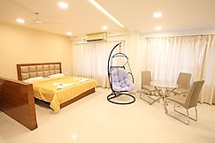 HOTEL KOHINOOR SQUARE, Kolhapur