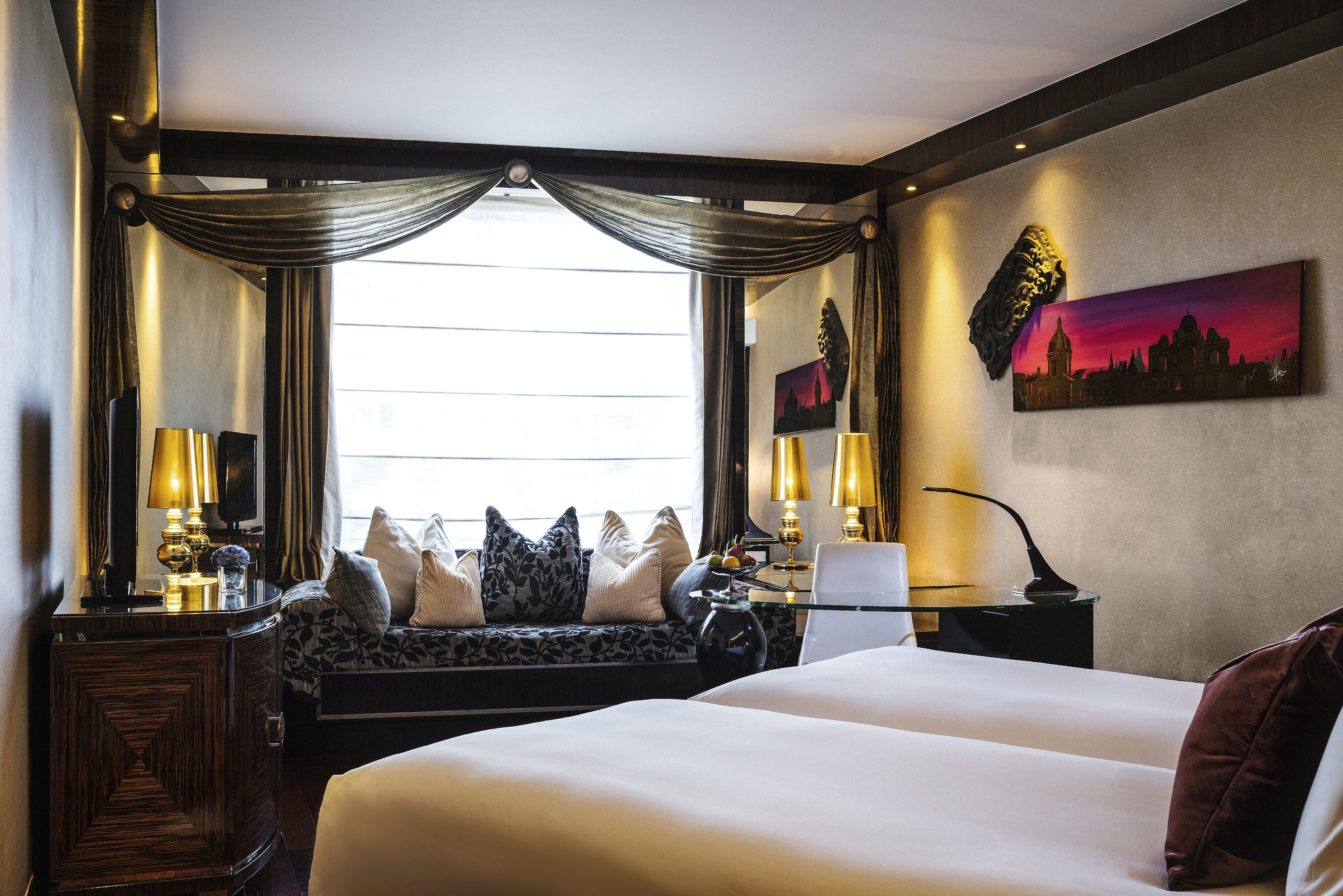 Executive Twin Room,Buffet Breakfast,20percent Off on Food and Beverage(Soft Beverages)Spa and Laund 1