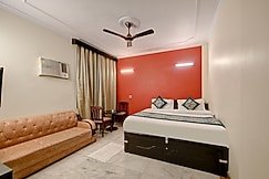 Hotel City Centre Inn Near Nizamuddin Railway Station, Delhi