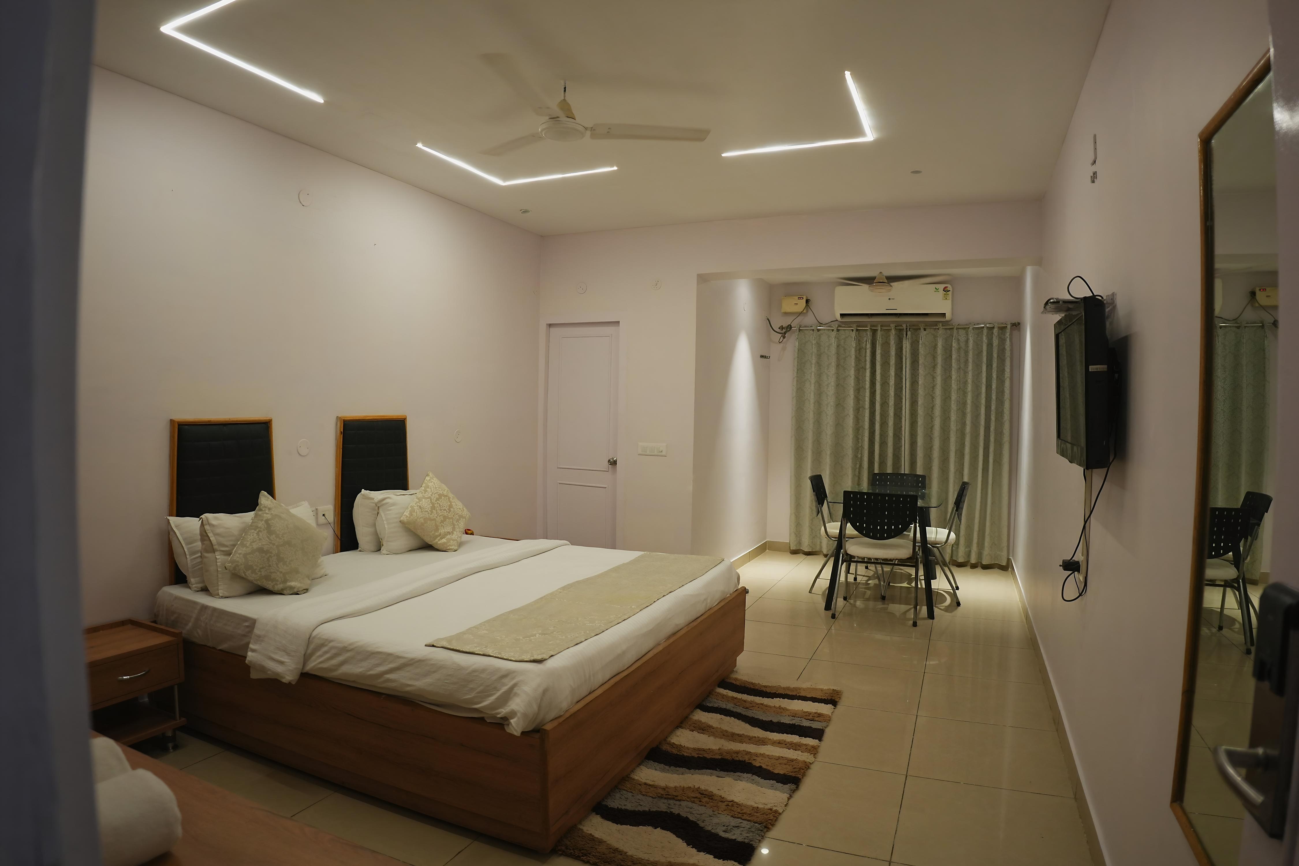 HOTEL VYTLA RESIDENCY - Tap to explore photos