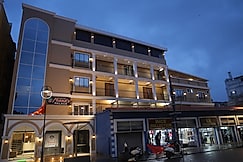 Hotel Nana's Palace, Daman