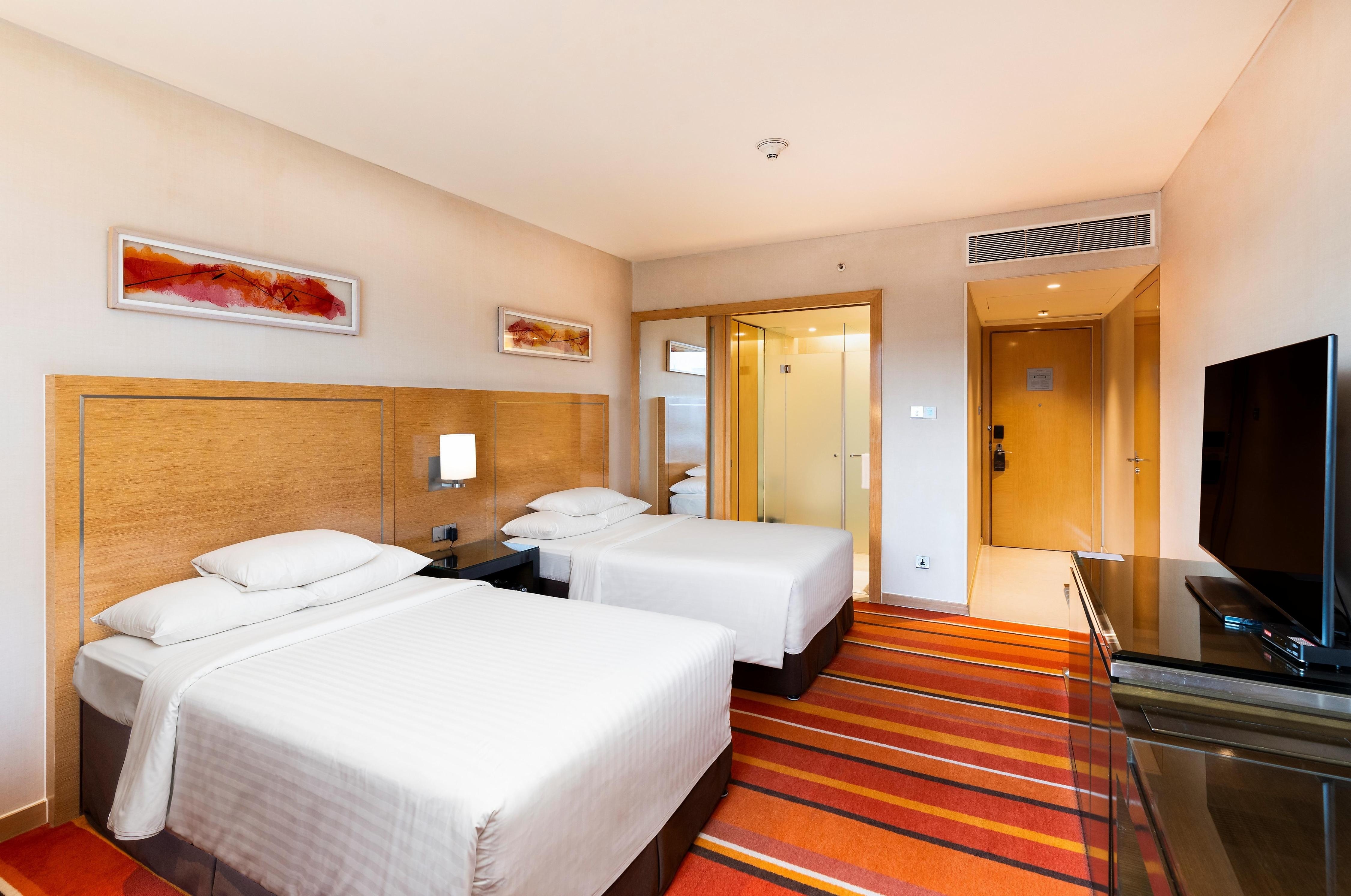 Courtyard by Marriott Pune Hinjewadi - Tap to explore photos