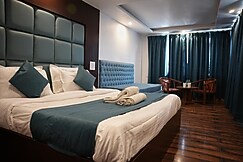 Hotel Fifth Season Pahalgam, Pahalgam