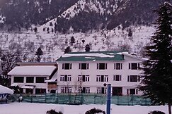 Hotel Sun Shine(River Retreat), Pahalgam
