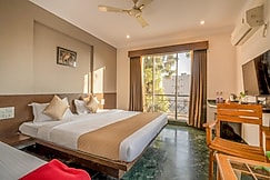 Hotel KB's Grand, Shirdi