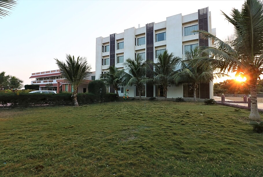 Goverdhan Greens Dwarka Hotel Free Cancellation Price Address Reviews Goverdhan Greens Dwarka Hotel Free Cancellation Price Address Reviews