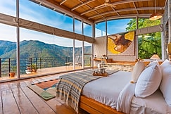 Seclude Ramgarh, Cliff's Edge - An Instgrammable Resort , Bhowali