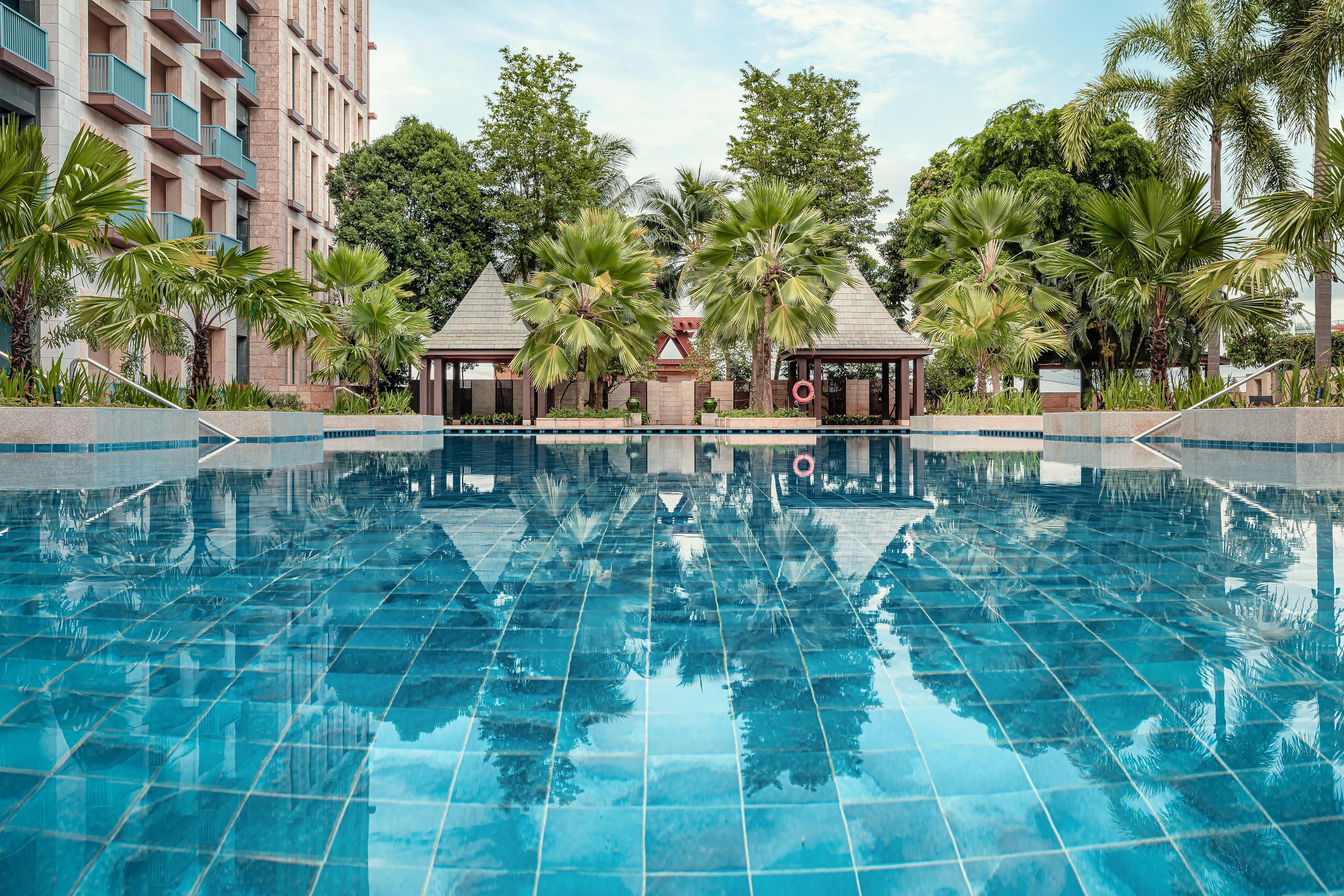 Resorts World Sentosa - Hotel Ora - Tap to explore photos