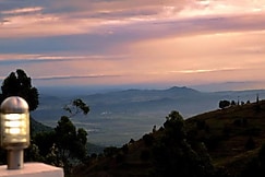 Hotel Mount n Mist, Ooty