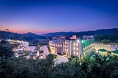 Golden Tulip Panchkula, Mohali