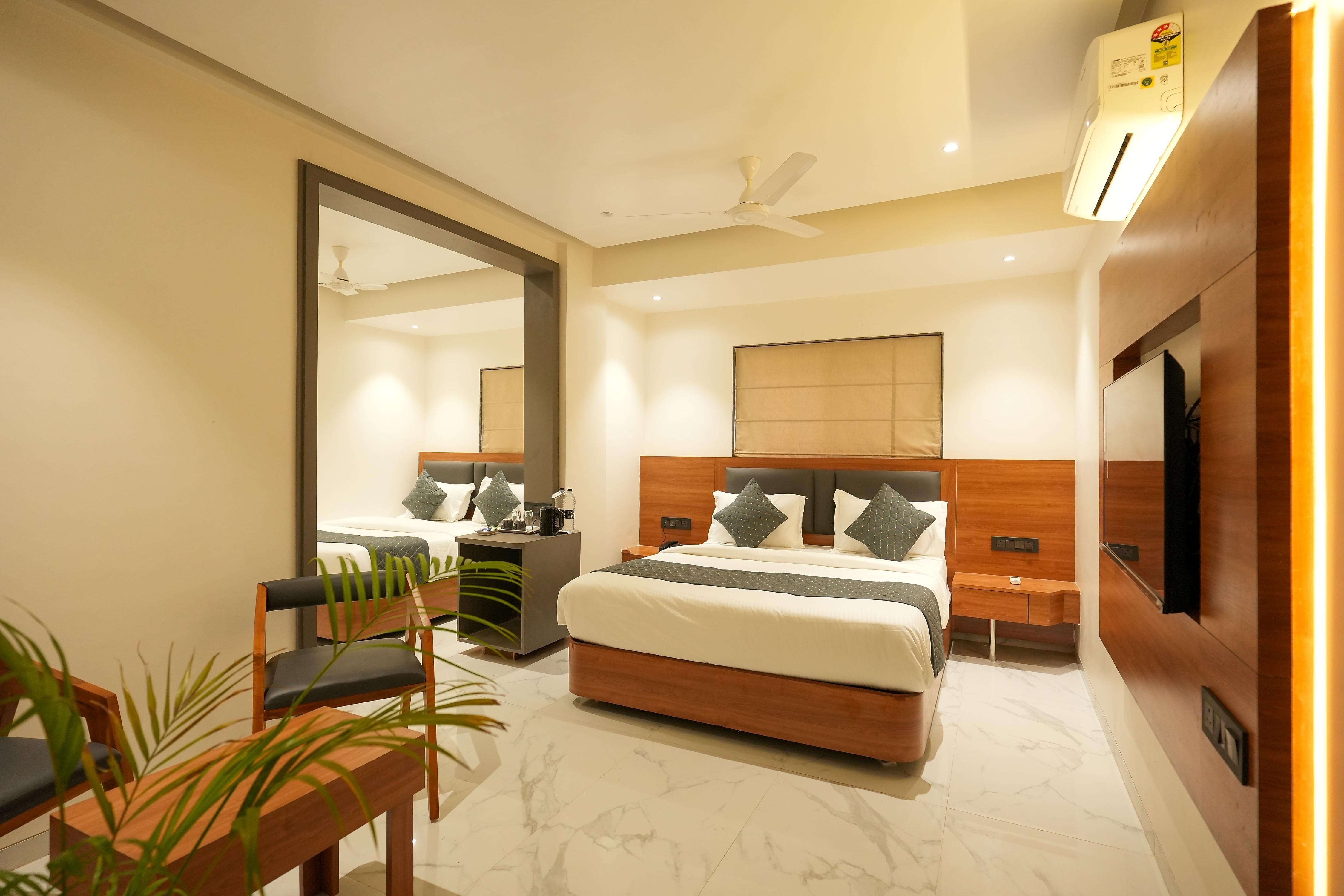 Family Friendly Room - Celebrate joy of being together (2 Queen Beds) 1