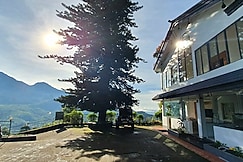 Mount Valley - A Secluded Getaway, Munnar