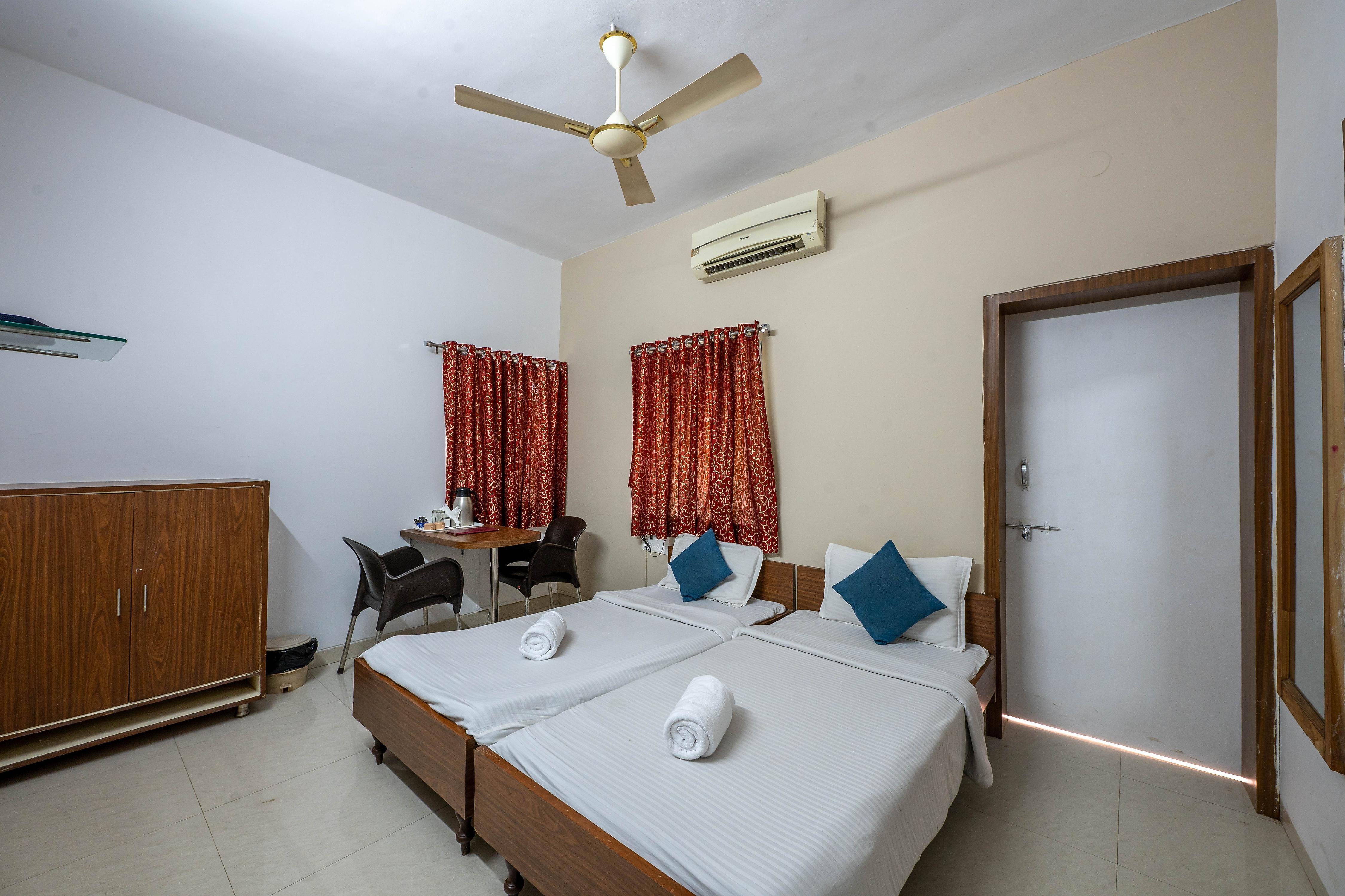 HOTEL GURJAS 3