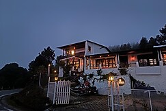 Darbar - A Heritage Farmstay, Near New Tehri & Kanatal, Chamba
