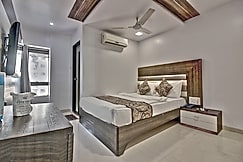 Hotel City View, Navi Mumbai