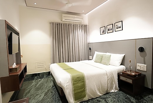 Hanu Reddy Residences | Poes Garden