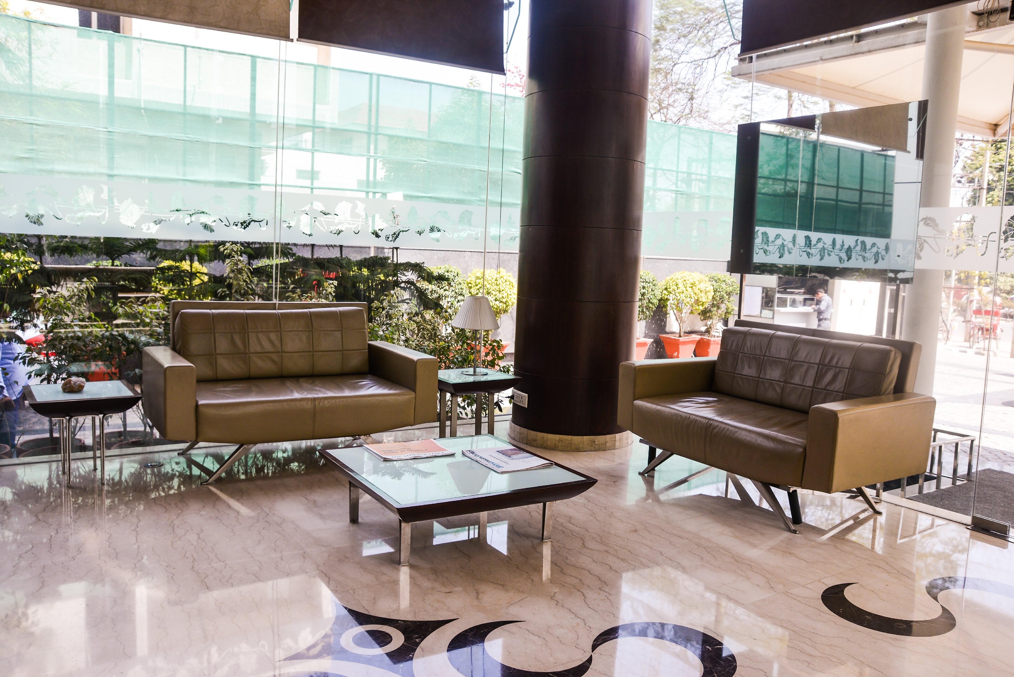 Treehouse Queens Pearl Gurgaon Hotel Price, Address & Reviews