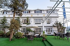 Little Tibet Resort Mall Road, Darjeeling