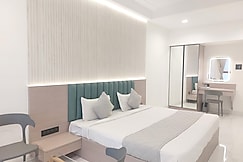 Hotel Royal Palace, Pune