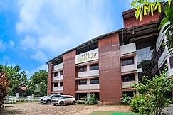 Hotel Campal - Nr. Miramar Beach, Goa
